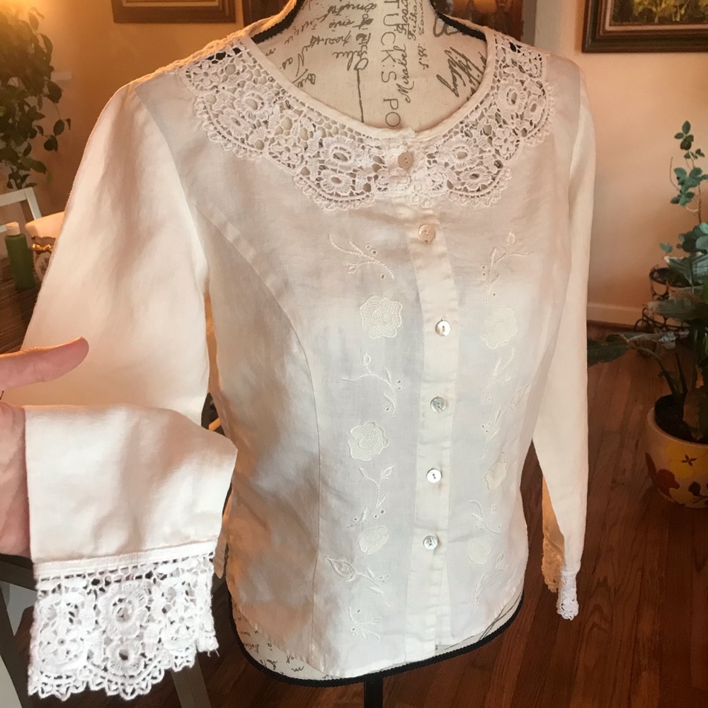 Embroidered blouse